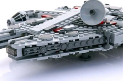 7778 Midi-scale Millennium Falcon | Brickipedia | Fandom