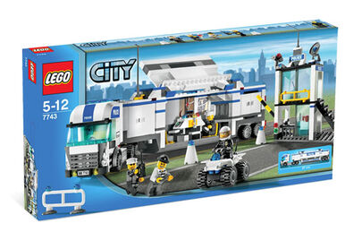 LEGO City City Town Jr Police Command Post Central Set 6332 Police  Helicopter