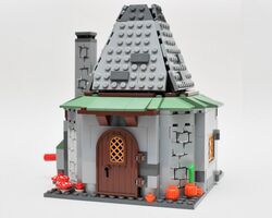 4738 Hagrids Hut