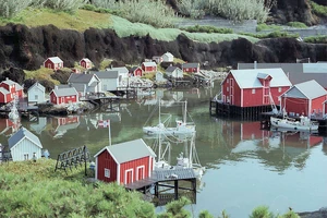 Pueblo de pescadores noruegos .