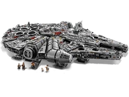 75192 Millennium Falcon 5.png (263 kio)