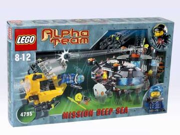 Lego sea base top