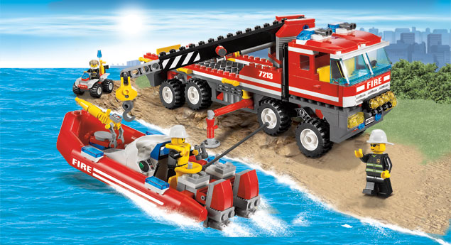 LEGO City - Le camion tout-terrain et le bateau des pompiers