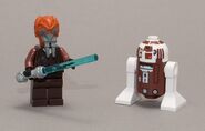 Plo Koon with R7-D4.