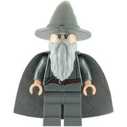 Lego-gandalf-the-grey-with-hat-and-cape-minifigure-30