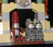 Toy Fair Preview - Figures. Dumbledore's hat is not included in the final set.