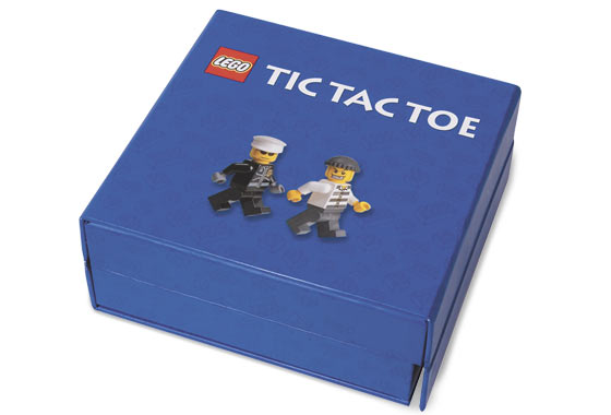 Make a LEGO Tic Tac Toe Game Board with Bricks You Have