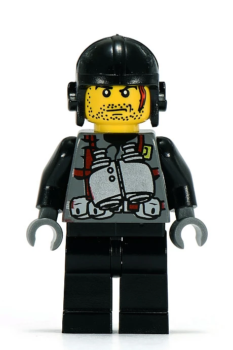 7473 Street Sprinter vs. Mutant Lizard | Brickipedia | Fandom