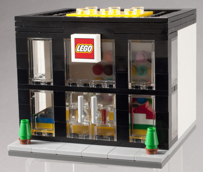 LEGO Retail Store, Brickipedia