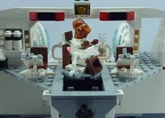 Almirante Ackbar em sua cadeira na torre de comando