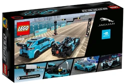 76898 Formula E Panasonic Jaguar Racing GEN2 Car & Jaguar I-PACE