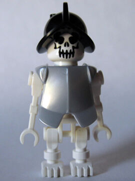 Lego conquistador helmet deals