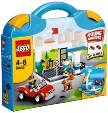 Lego juniors sale suitcase