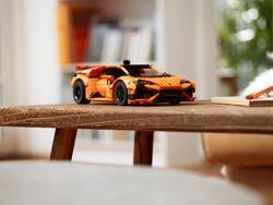 42196 Lamborghini Huracán Tecnica Orange | Brickipedia | Fandom