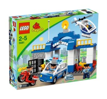 Police hotsell station duplo