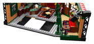 LEGO-IDEAS-21319-Central-Perk-KfGJ2-18