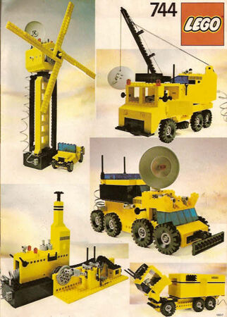 744 Universal Building Set Brickipedia Fandom