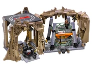 76052 Série TV classique Batman - La Batcave 2.png (314 kio)