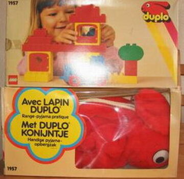 1957 Basic Set with Storage Bunny Brickipedia Fandom