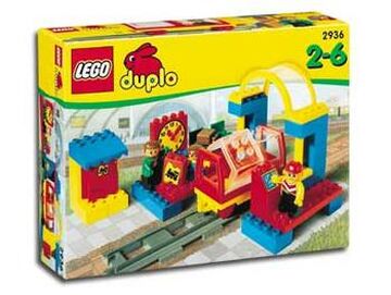 Duplo train station sales