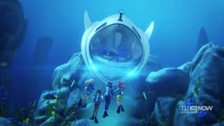 Carter about to use the submarine to attack the girls.