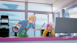 Zack and Chloe commenting on the Grand Prix.