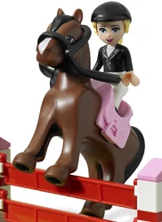 Katharina riding Niki.