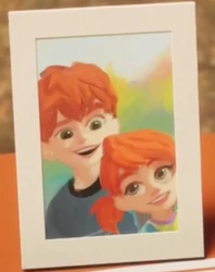 Daniel and Mia as children.