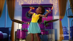 Andrea and Pepper singing.