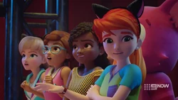 Mia did not expect to see Carter perform a show stopping song&dance routine.