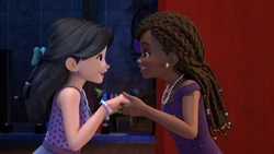 Andrea praises Emma that she's a really good friend.