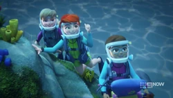 Mia acknowledging the signal.