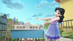 Emma presenting her architectural model.