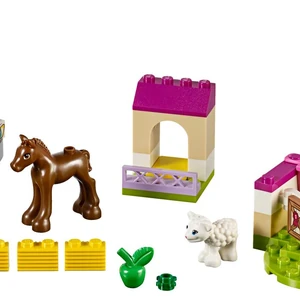 lego junior mia's farm suitcase