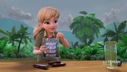 Stephanie reminding everyone to keep their fool sealed in bags so the scent won’t attract wild animals.