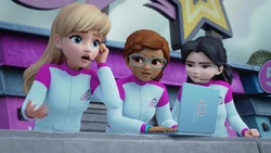 StephanieLikesTheHeadMic.png (1.05 MB) It appears Stephanie is making good use of her new head mic.