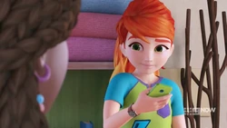 Mia wondering what Andrea wants to say,