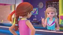 Stephanie wants to make cupcakes for dogs.