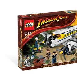Lego indiana jones kingdom of the crystal skull sets on sale