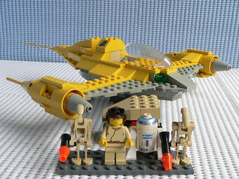 lego star wars naboo starfighter 7877