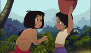 Mowgli fait peur à shanti