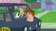 Norm, sous la forme d'un camion.