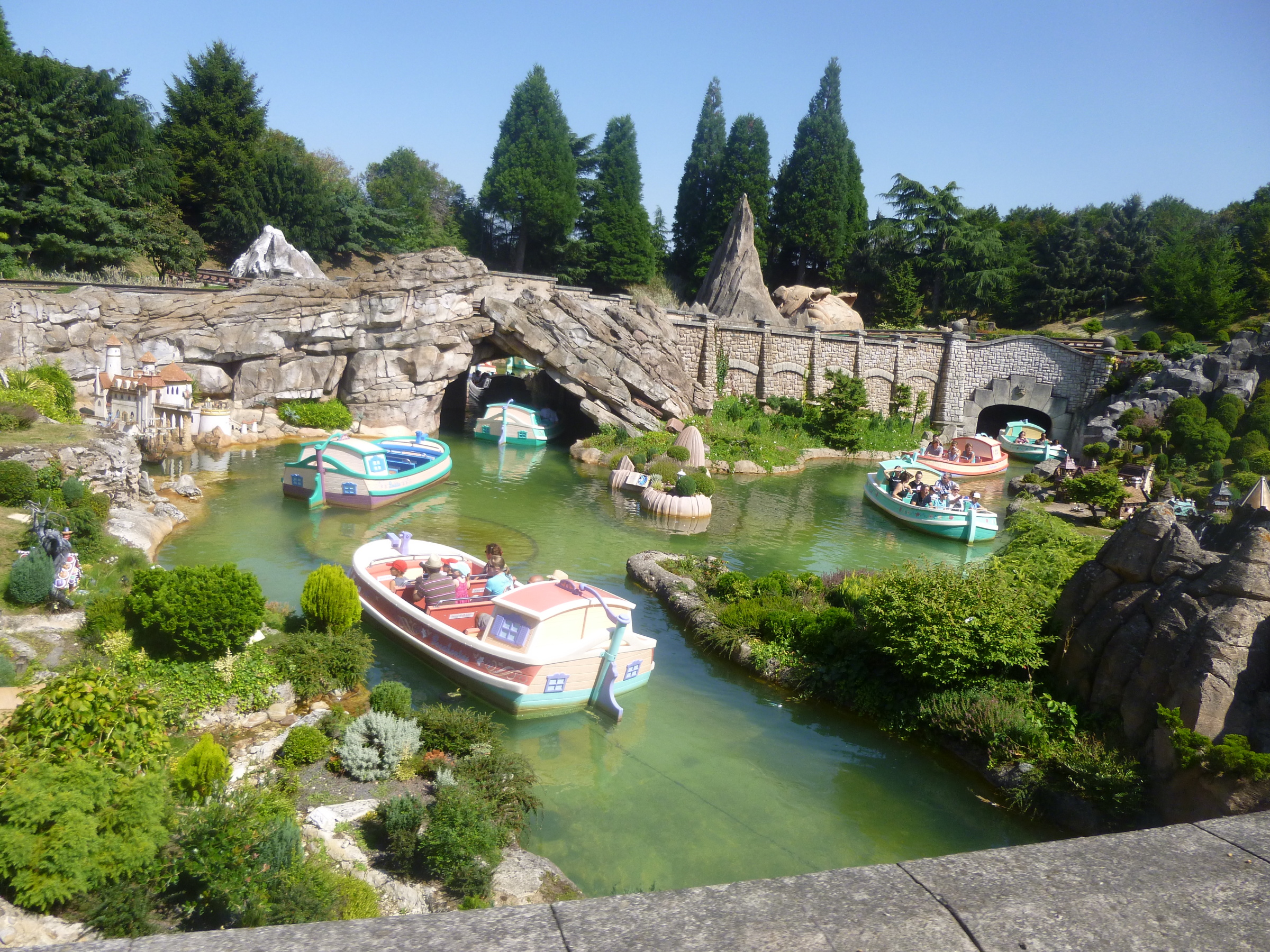 Pays Des Contes De Fees Disneyland Le Pays des Contes de Fées | Disney Wiki | Fandom