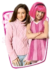 Julianna Rose Mauriello jako Stephanie