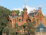 Haunted Mansion (Walt Disney World & Tokyo)