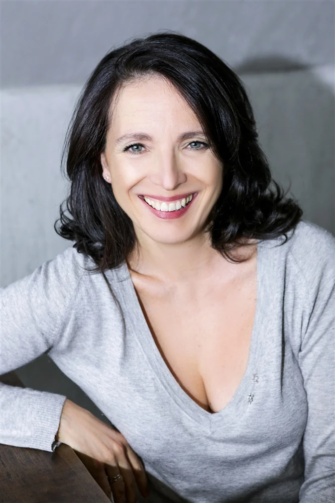 Raphaëlle Cambray Wiki Les Bracelets rouges Fandom