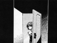 Itsuki entre dans la bibliothèque