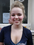 Sd-katiehall09.jpg (155 KB)