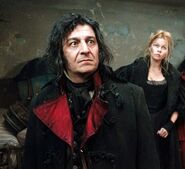 Photo-Les-Miserables-2000-2 1 