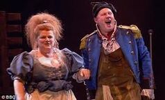 Jenny Galloway & Matt Lucas as M. & Mme. Thenardier